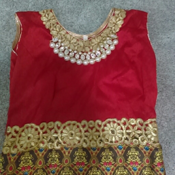 Tunic - Picture 4 of 5